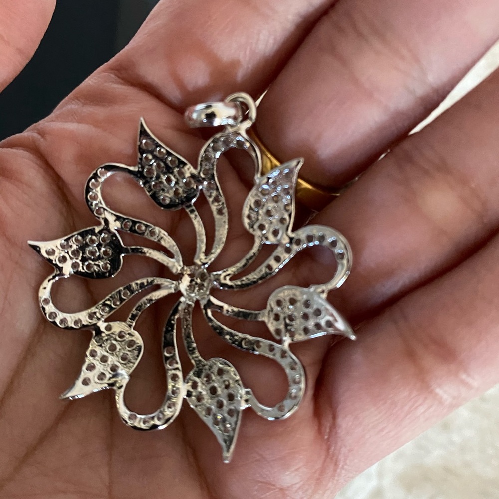Pendant!! - Picture 3 of 10